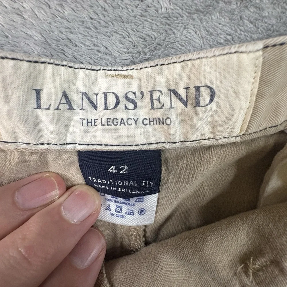 Lands End Men's 41.5 Beige Khaki Chino Shorts Traditional Fit Flat Front SEE DES